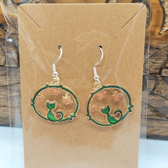 Celestial Cat Earrings Green - Picture 1 of 2